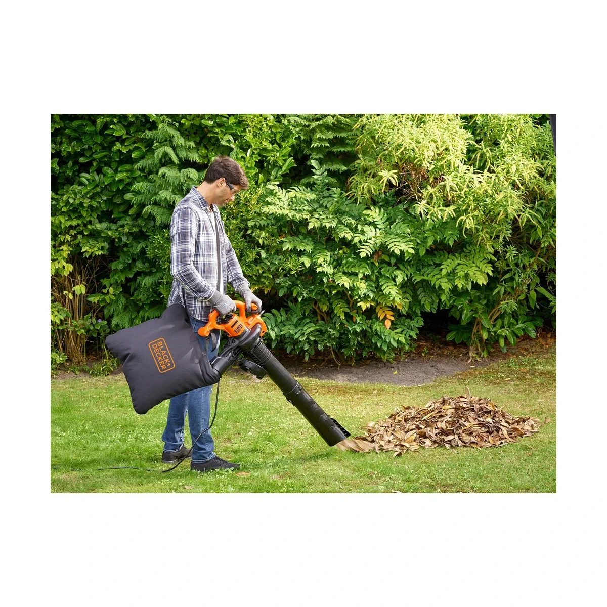 Soplador Black & Decker BEBLV260-QS