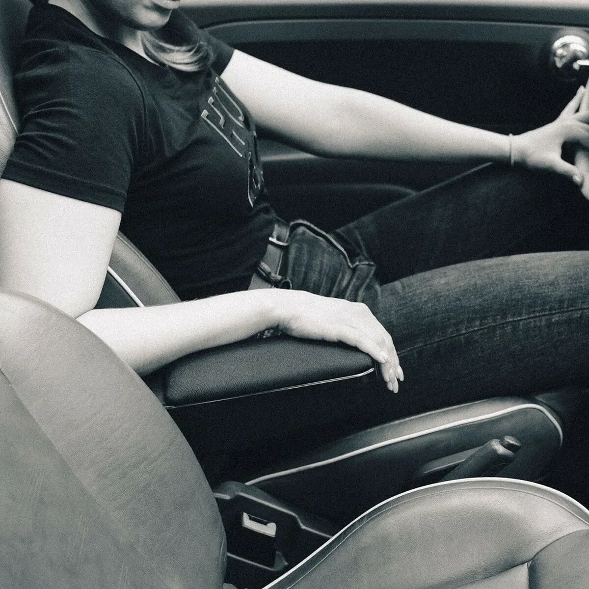 Reposabrazos Armster KIA VENGA 2010 Tela