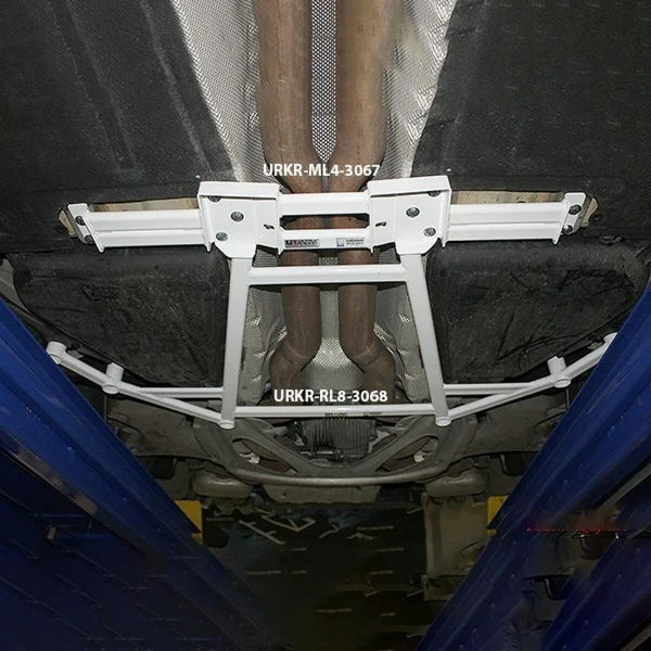 Barra de Refuerzo Ultra Racing URRL8-3068 Trasera Inferior