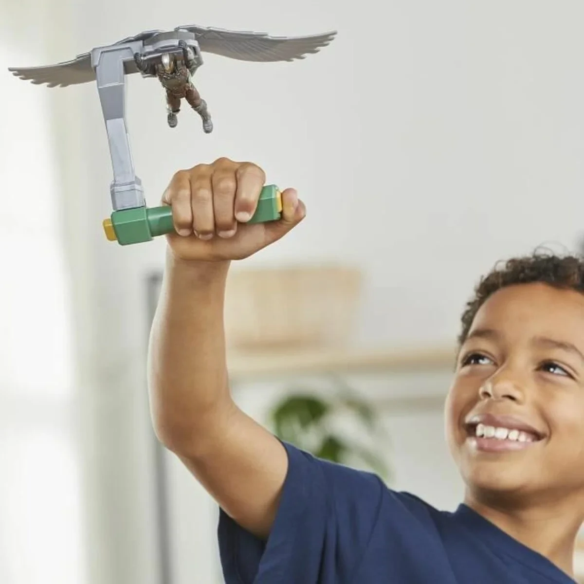 Figura Articulada Hasbro Halcón Milenario