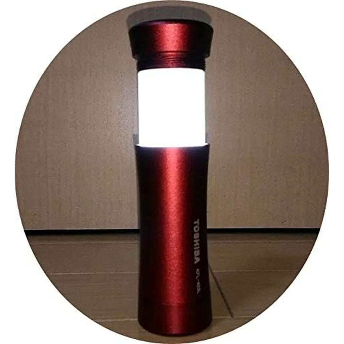 Linterna Toshiba 75 LM