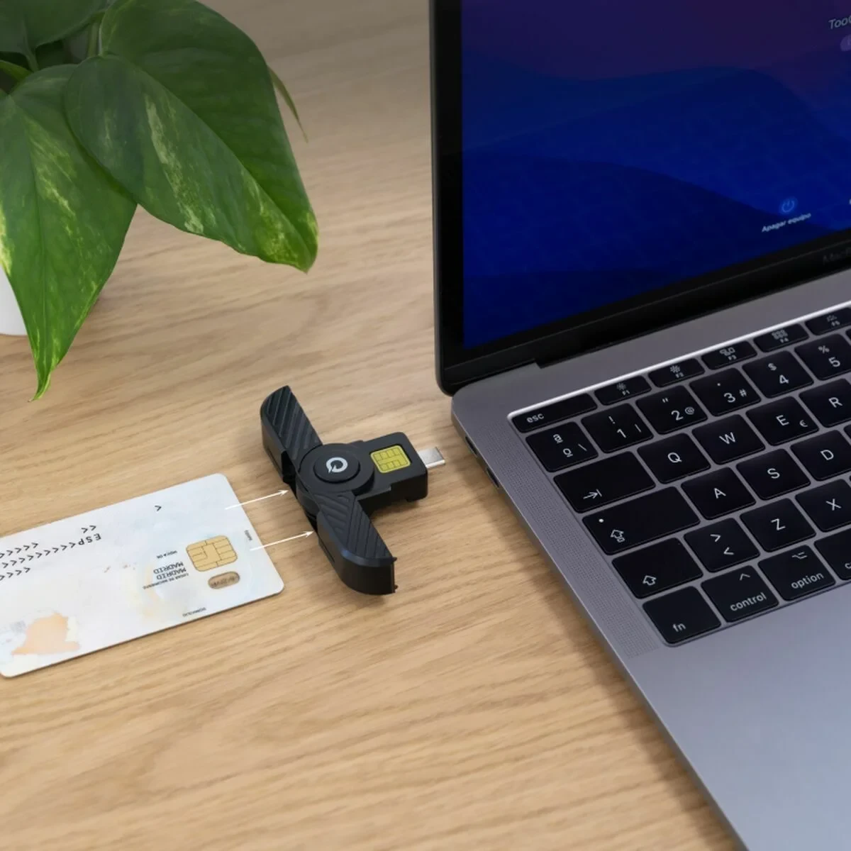 Lector de Tarjetas TooQ TQR-3011B