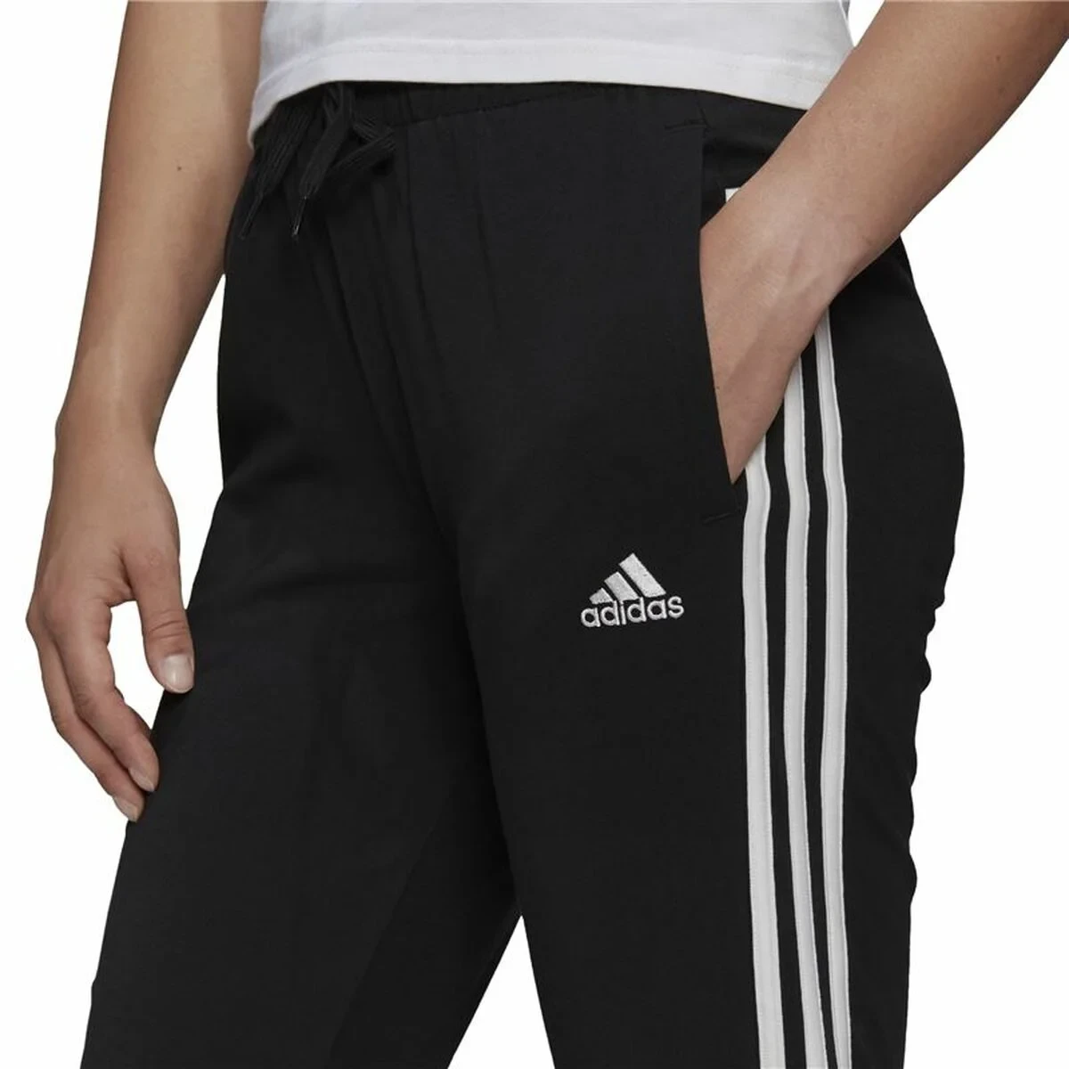 Pantalón Largo Deportivo Adidas 	3S Sj C Pt Negro Mujer