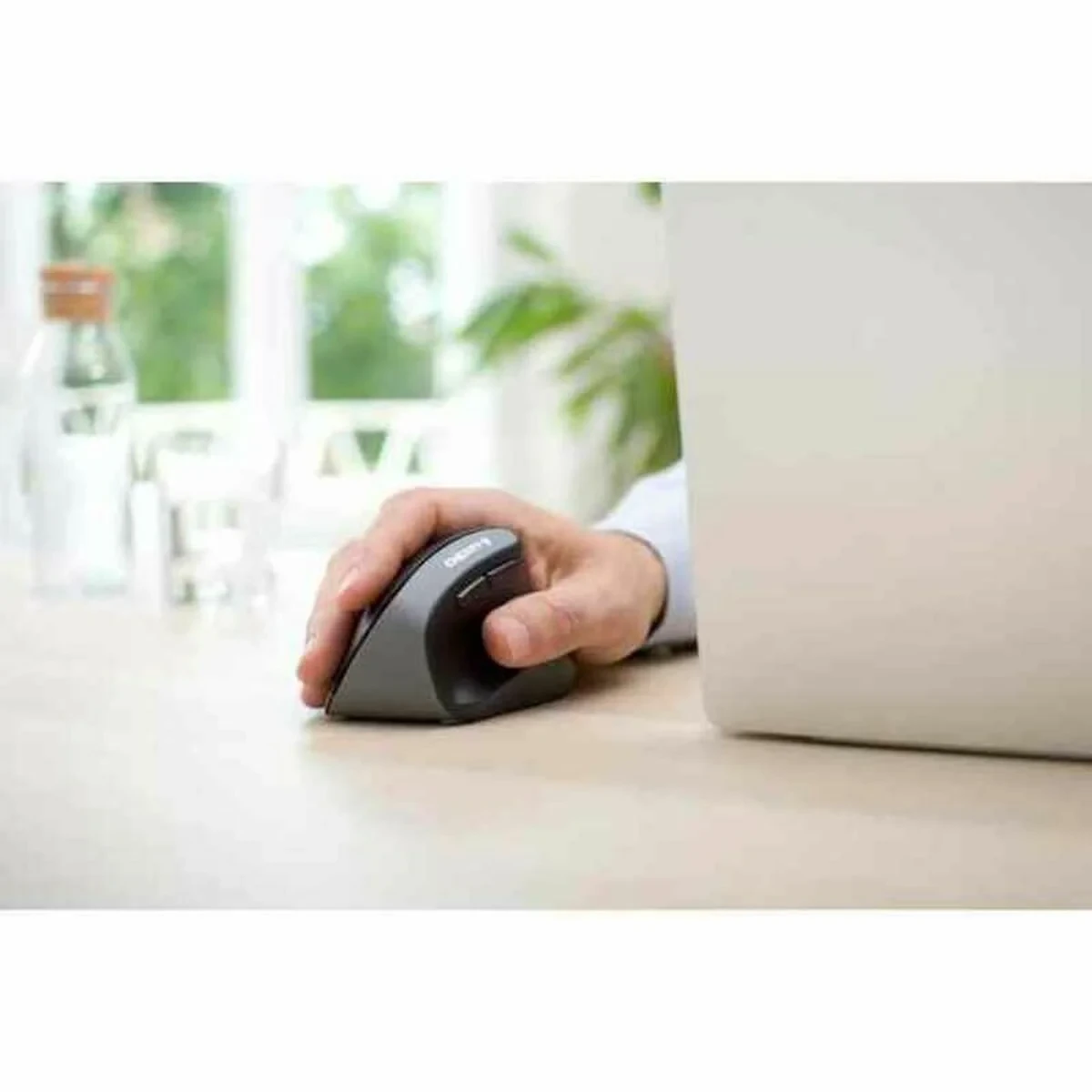 Ratón Cherry 1200 DPI Negro Ergonómico Zurdos Wireless