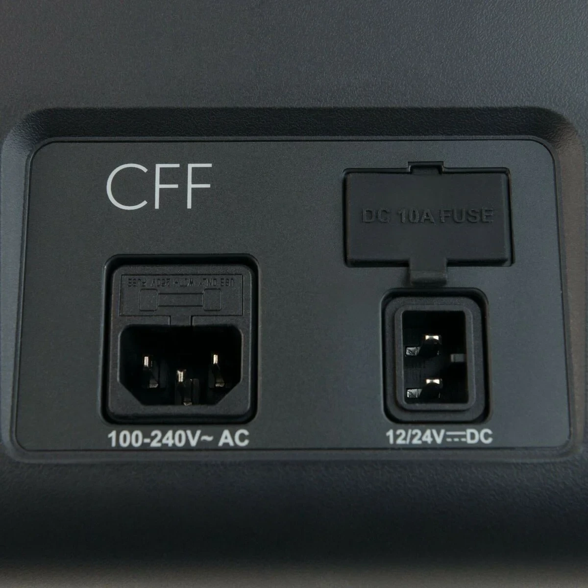 Nevera Portátil Dometic Negro Beige