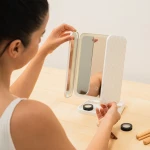 Espejo de Maquillaje Tríptico Recargable con Aumento y Luz LED Miled InnovaGoods