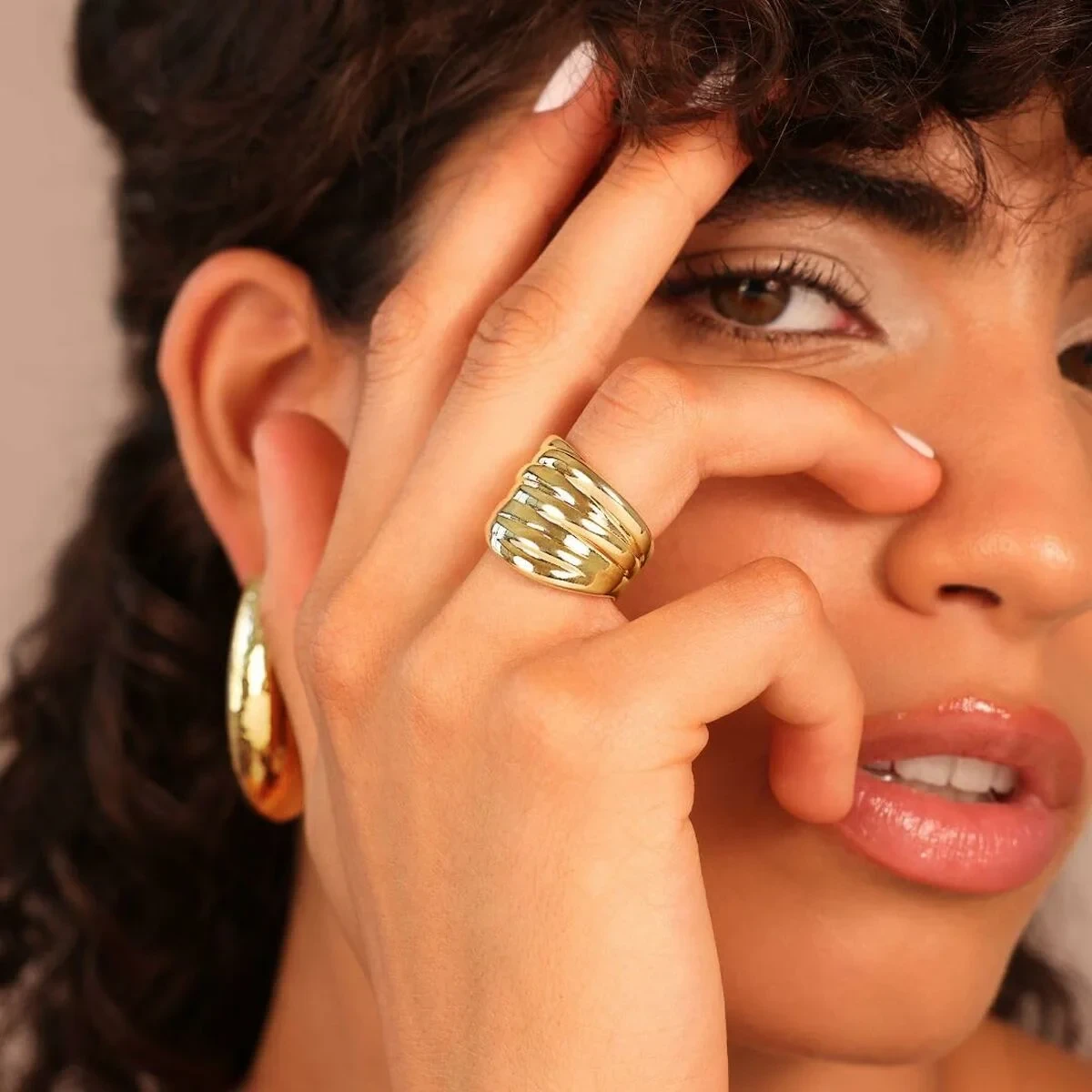 Anillo Mujer Etrusca WSET00834.YG-18