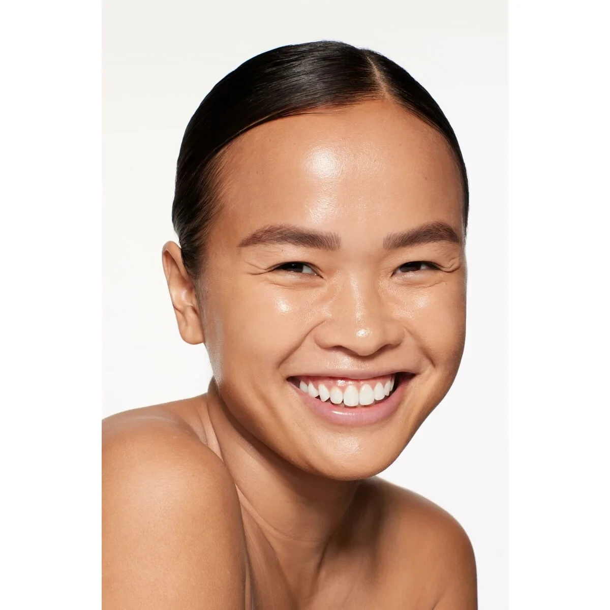 Base de Maquillaje Fluida Shiseido Revitalessence Skin Glow Nº 350 30 ml