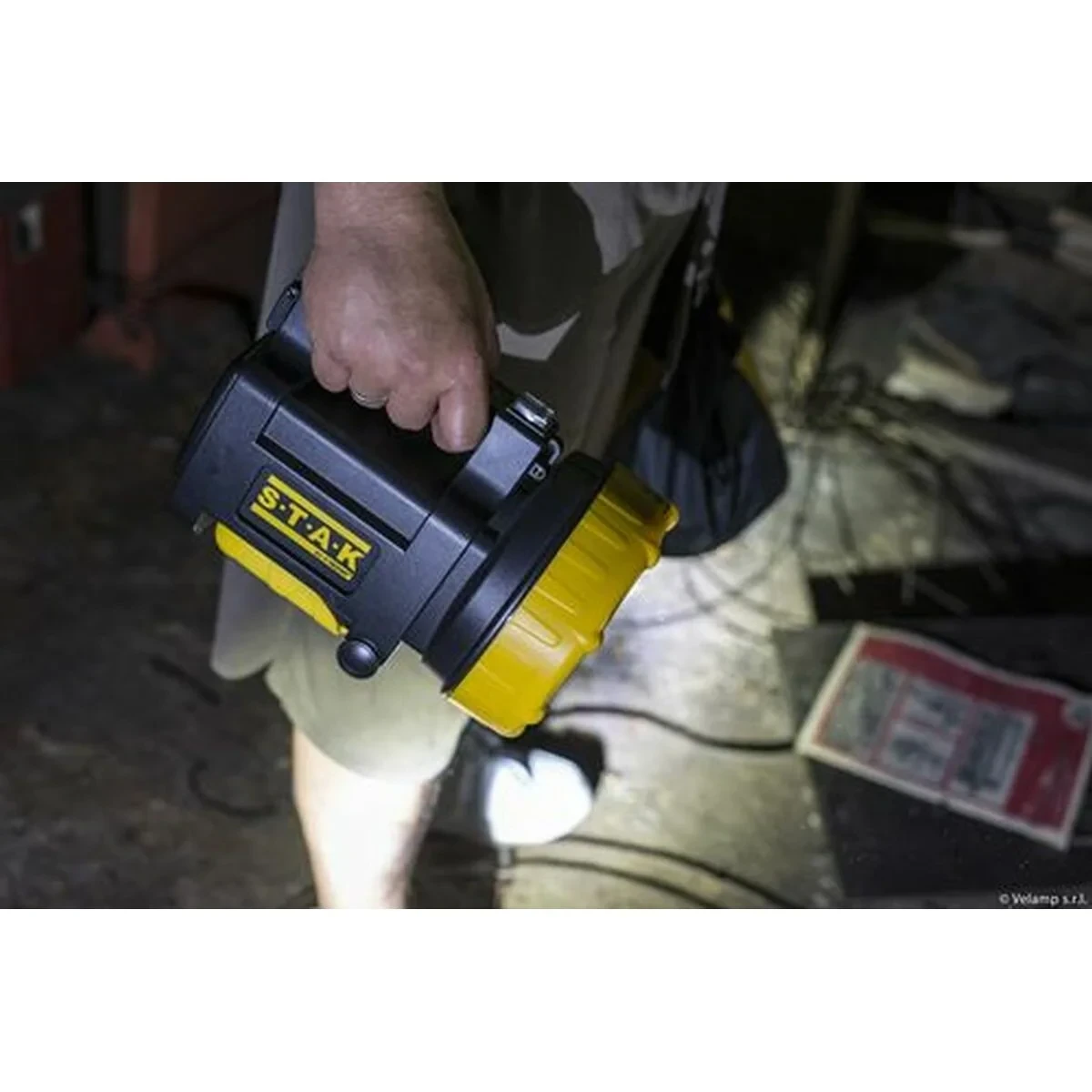 Foco de mano LED recargable Stak CREE BULLDOG 30 W 2200 lm