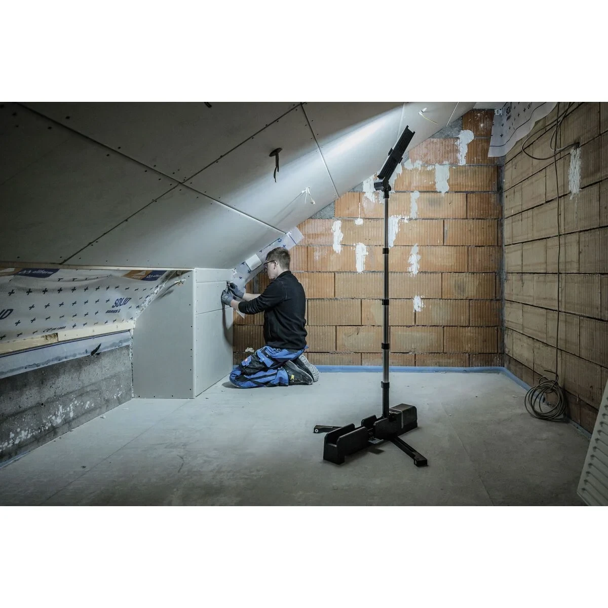 Foco LED Brennenstuhl 1173700004 60 W 6500 K 7700 Lm Trípode