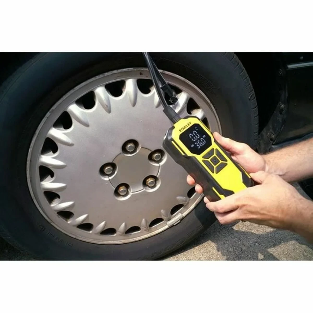 Inflador y Bomba de Vacío Recargable 2 en 1 Stanley 12 L/MIN