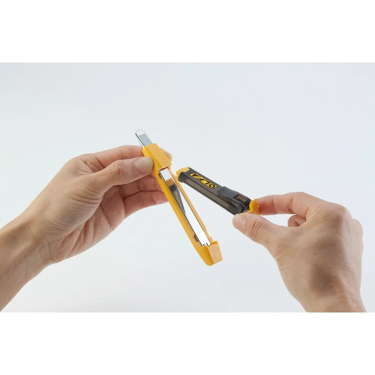 Cúter Olfa 9 X 0,38 MM Metal 9 mm