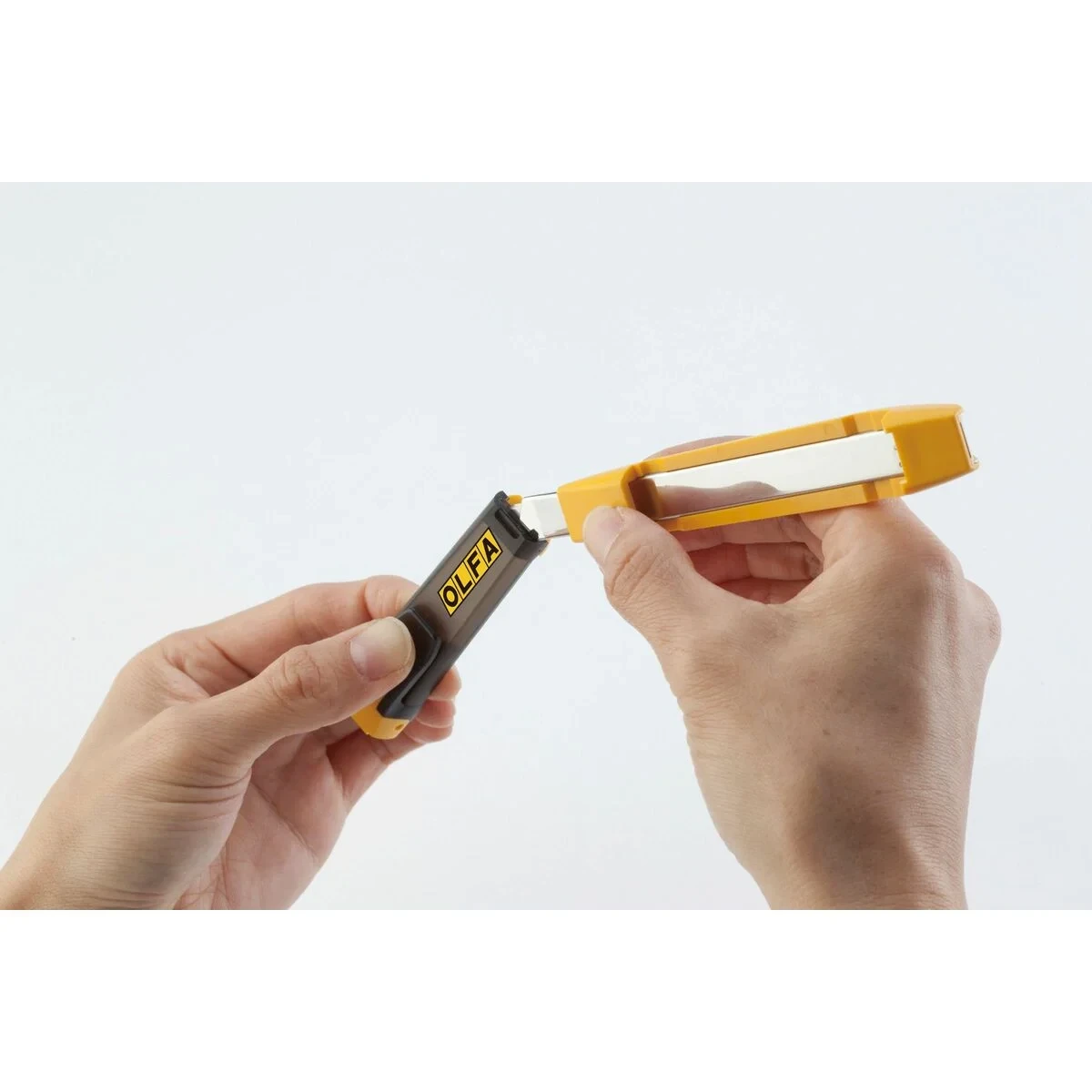 Cúter Olfa 9 X 0,38 MM Metal 9 mm