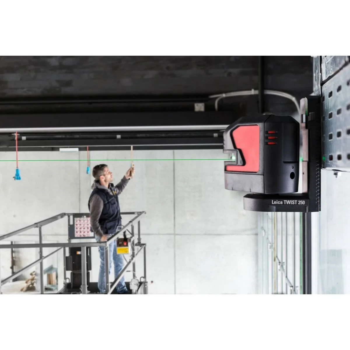 Nivel láser de líneas Leica Geosystems L2Gs