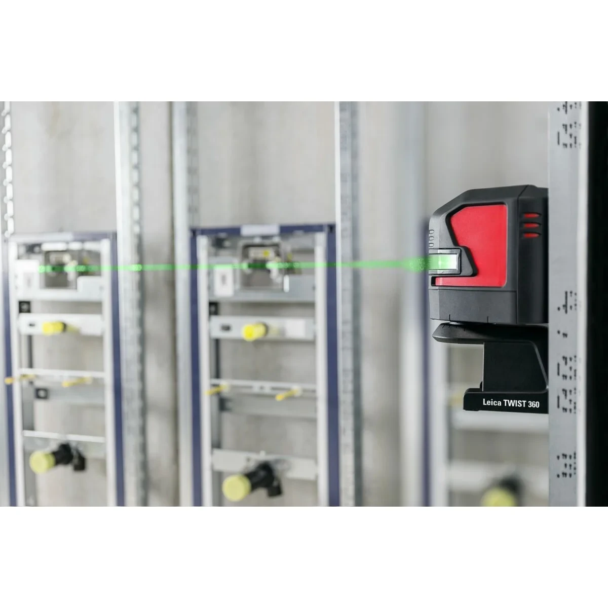 Nivel láser Leica Geosystems Lino L2P5G ± 0,2 MM/M 35-80 m