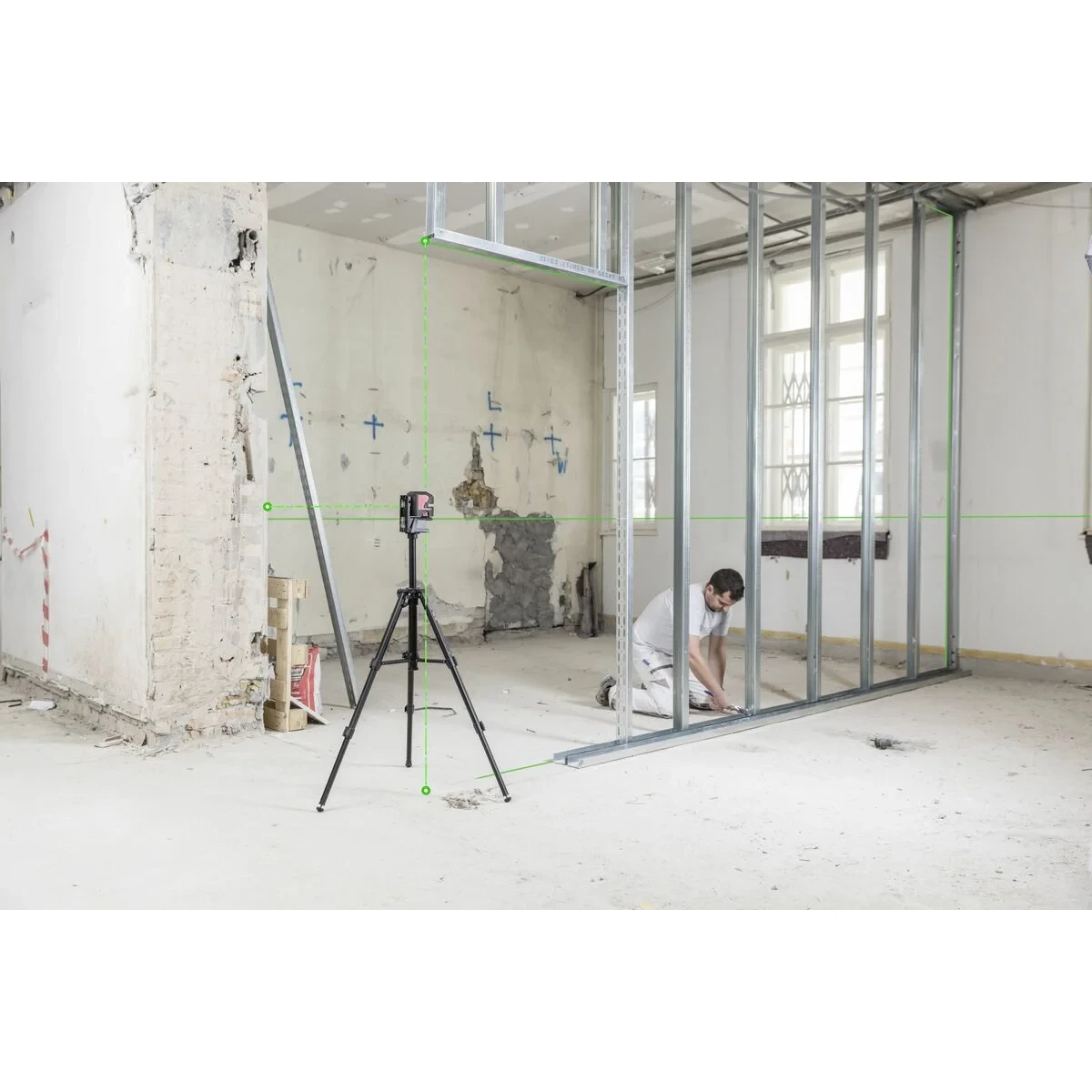 Nivel láser Leica Geosystems Lino L2P5G ± 0,2 MM/M 35-80 m