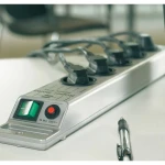 Regleta Enchufes 8 Tomas con Interruptor Brennenstuhl Super-Solid-Line 3600 W (2,5 m)