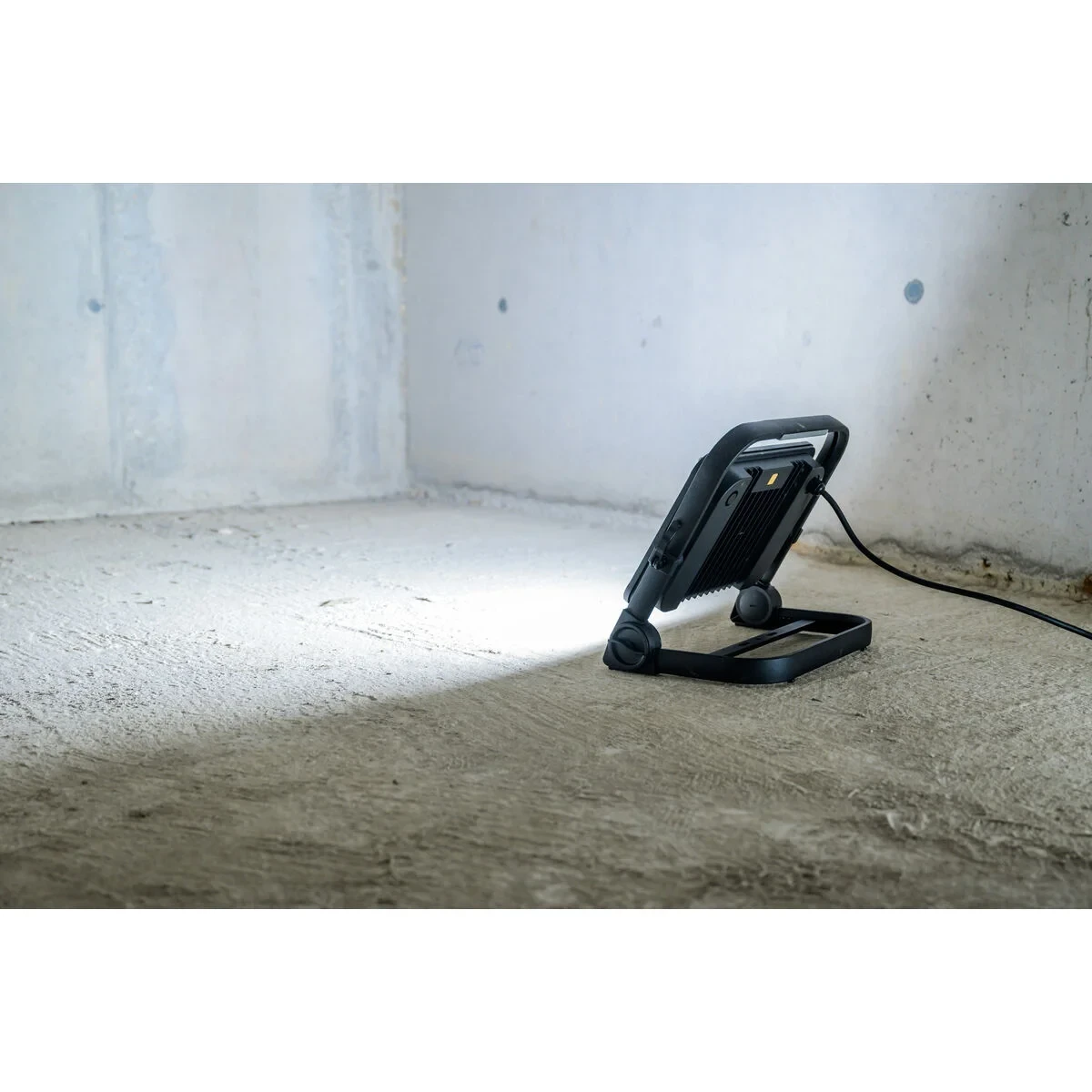 Foco LED Brennenstuhl JARO 20060 M 150 W 6500 K 17600 lm